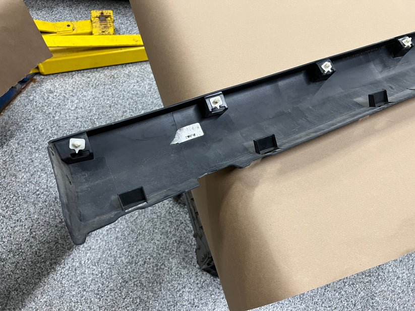 2007-2009 Ford Mustang Shelby GT500 LH Driver Side Rocker Panel Side Skirt - Image 10