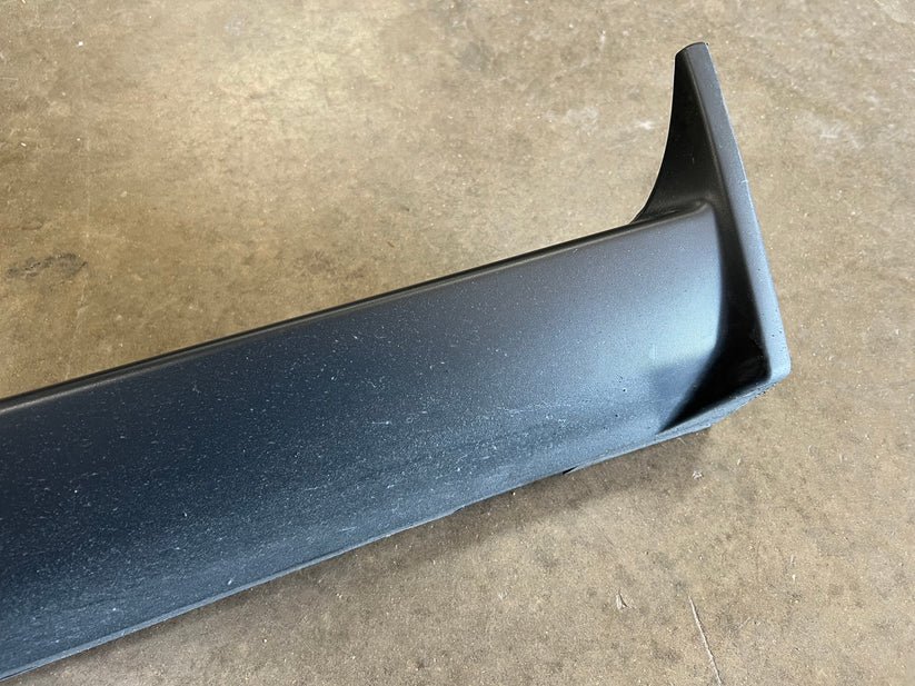 2007-2009 Mustang GT500 Shelby RH Passenger Rocker Panel Side Skirt - Image 2