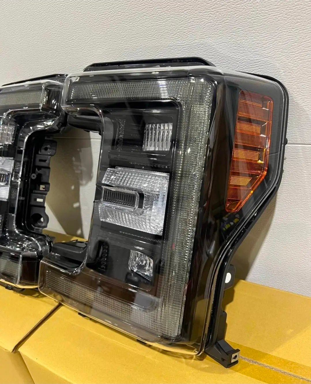 2017 2018 2019 Ford F250 F350 F450 OEM black LED Style Headlights Plug and play - Image 4