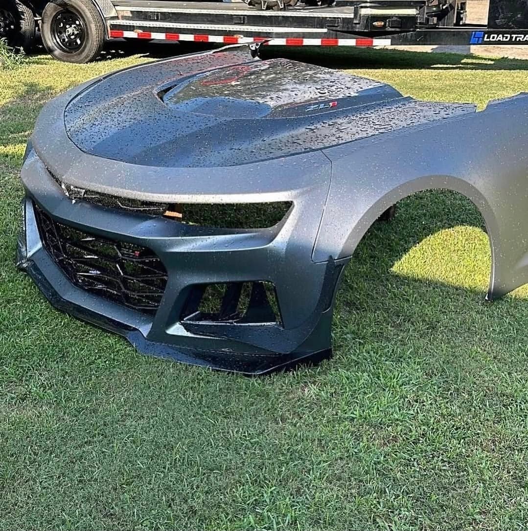 Chevrolet Camaro zl1 front end Bumper Both fenders Hood with carbon scoop Headlights Radiator support. - Image 2