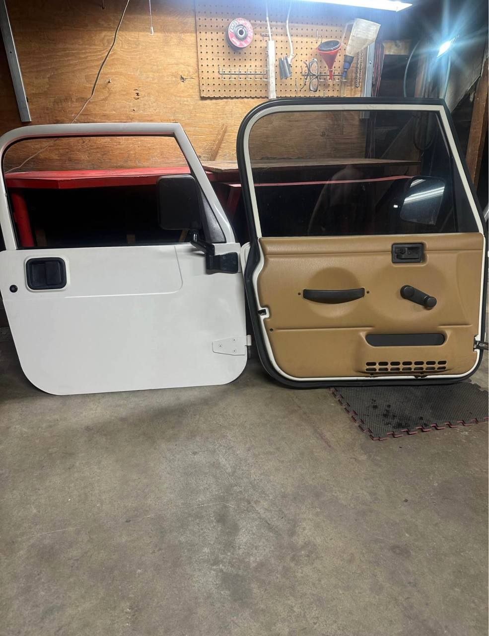 1998 Jeep Wrangler Sahara TJ Door Set – OEM-Style Replacement Jeep Doors